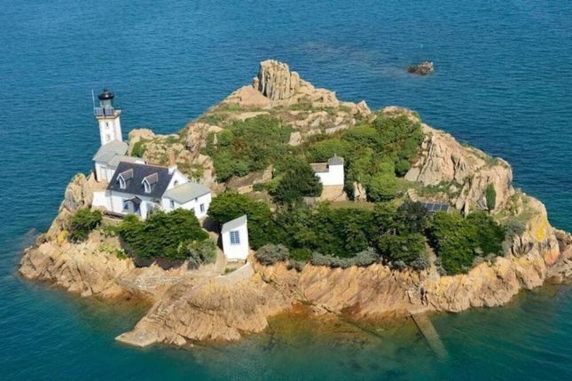 e387cebbe82fa529a51dce9de02f0a7f-16299252